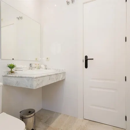 Tatil Evi Townhouse In First Line Beach, Bahia De Marbella,