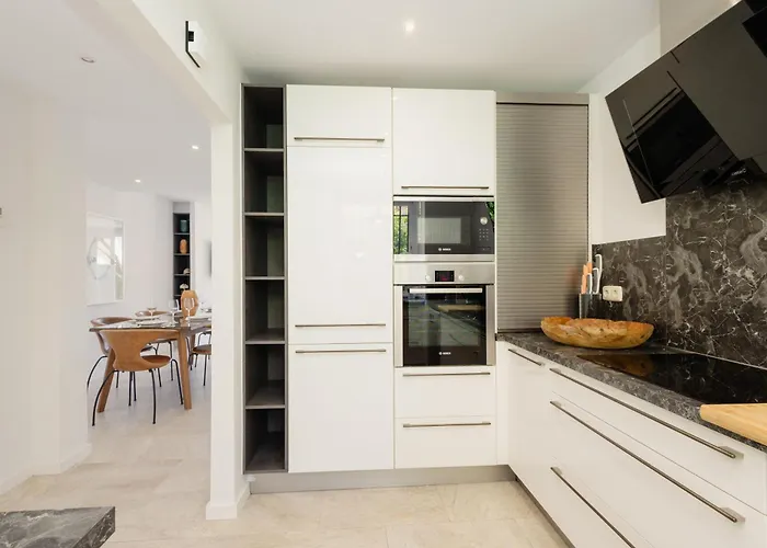 Townhouse In First Line Beach, Bahia De Marbella, 度假居