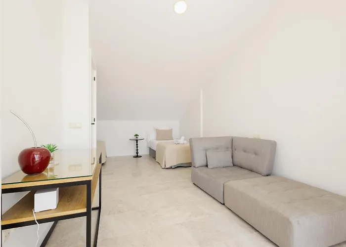 度假居 Townhouse In First Line Beach, Bahia De Marbella, 马尔韦利亚