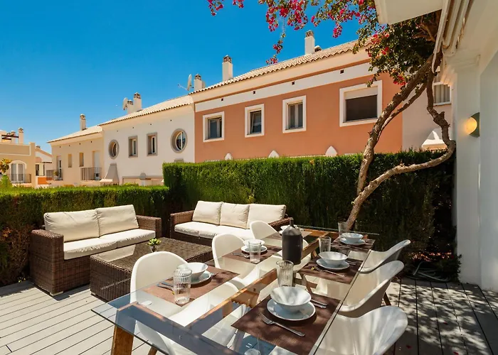 Townhouse In First Line Beach, Bahia De Marbella,
