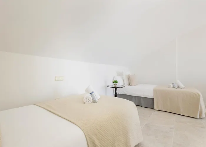 Townhouse In First Line Beach, Bahia De Marbella, 펜션 마르베야