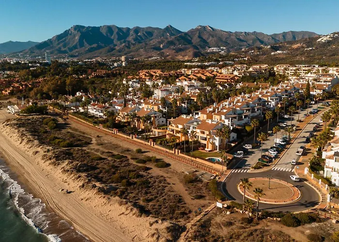 Townhouse In First Line Beach, Bahia De Marbella, 마르베야