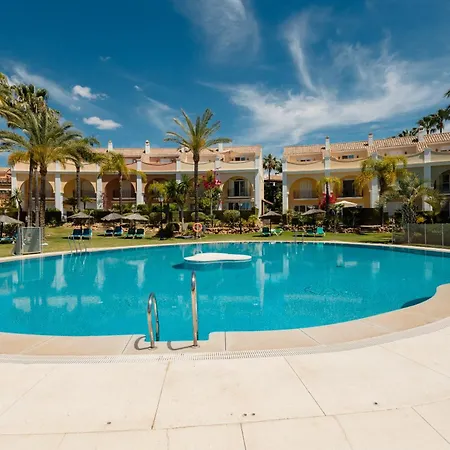 Townhouse In First Line Beach, Bahia De Marbella,