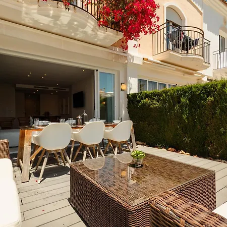 Townhouse In First Line Beach, Bahia De Marbella, ماربيا