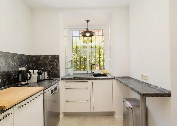 Townhouse In First Line Beach, Bahia De Marbella, *