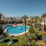 Dom wakacyjny Townhouse In First Line Beach, Bahia De Marbella, *