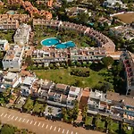 Dom wakacyjny Townhouse In First Line Beach, Bahia De Marbella, Marbella