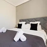 Townhouse In First Line Beach, Bahia De Marbella, Dom wakacyjny *
