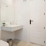 Dom wakacyjny Townhouse In First Line Beach, Bahia De Marbella,