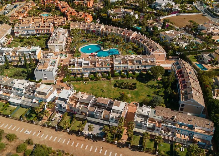 Tatil Evi Townhouse In First Line Beach, Bahia De Marbella, Marbella