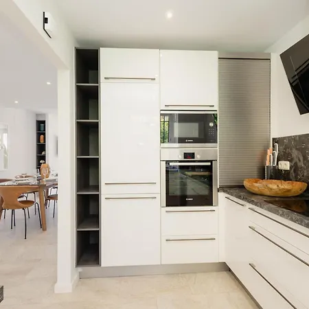 Townhouse In First Line Beach, Bahia De Marbella, Feriehus